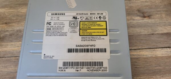 20230811_195608 Samsung SW-208 Intern DVD / CD-ROM Drive – IDE / ATAPI, 5,25″